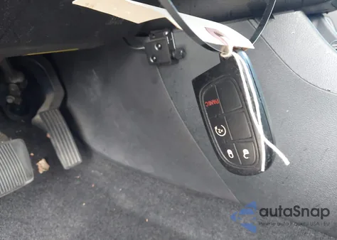 2014 Jeep Cherokee Limited z USA, uszkodzony, nr VIN 1C4PJLDB0EW132995